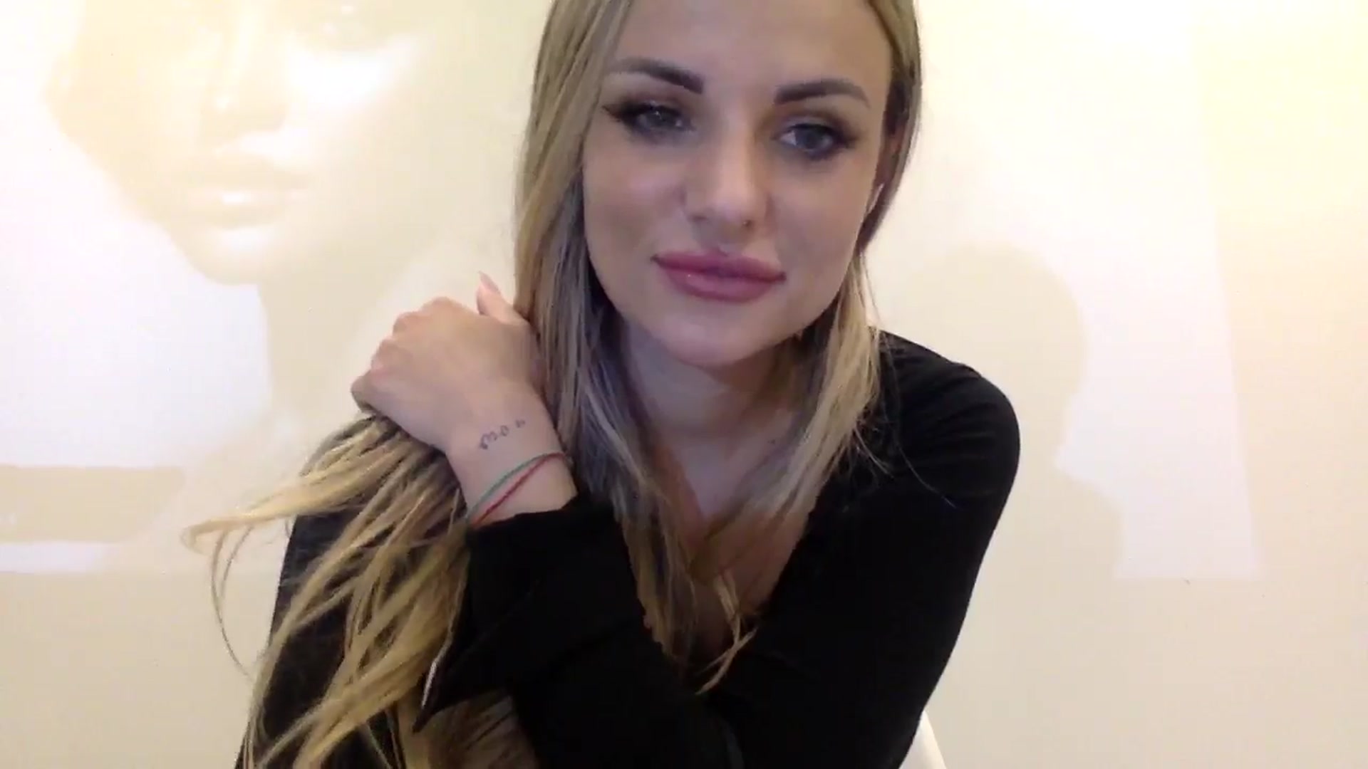 Gallery image thumbnail from Tina_Angel_'s myfreecams stream on, 02/06/2025, 23:52 image 16 of 20