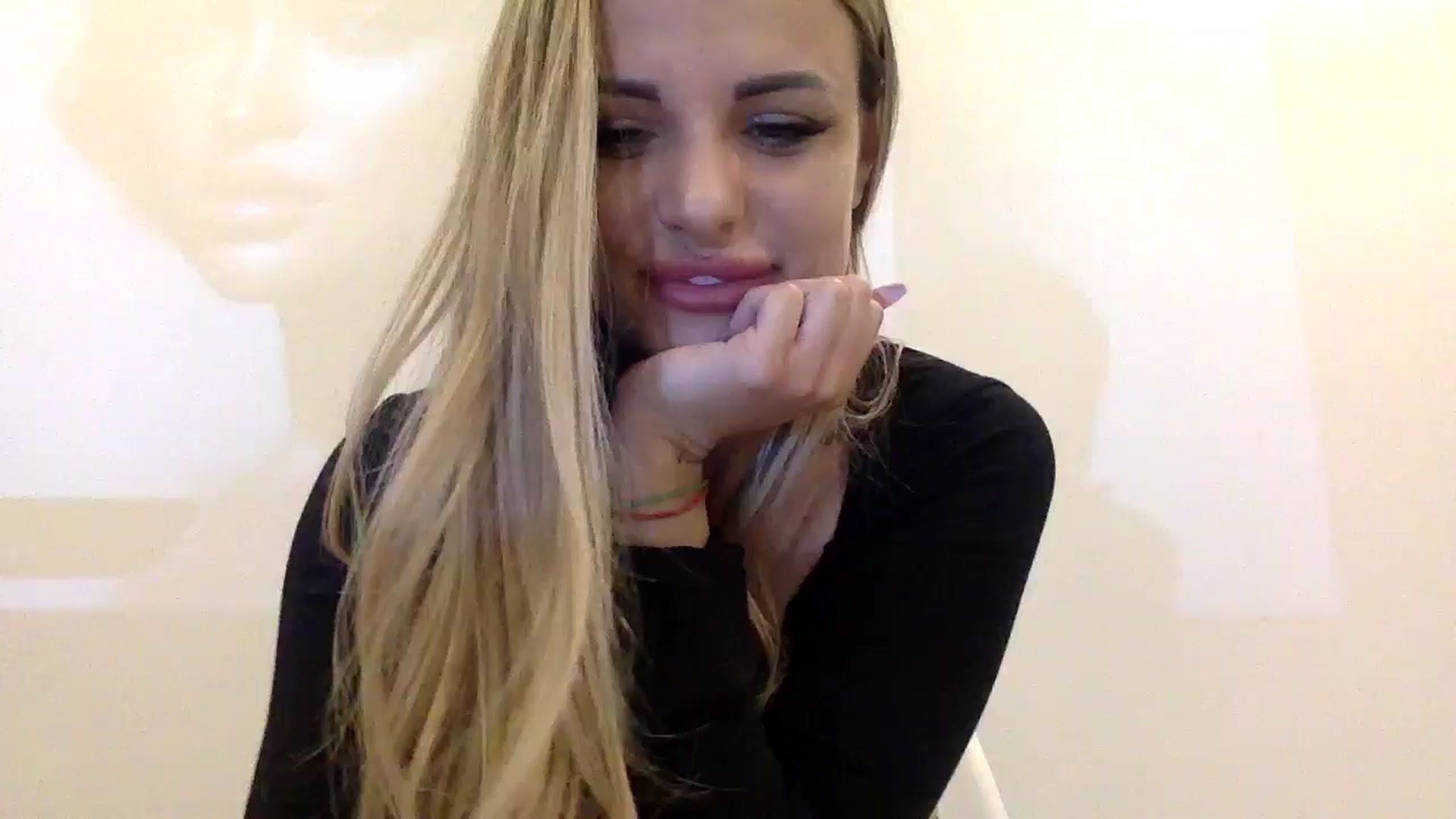 Gallery image thumbnail from Tina_Angel_'s myfreecams stream on, 02/06/2025, 23:52 image 14 of 20