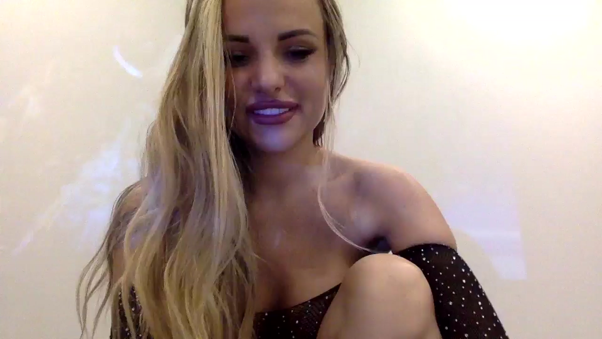 Gallery image thumbnail from Tina_Angel_'s myfreecams stream on, 02/10/2025, 21:09 image 19 of 20