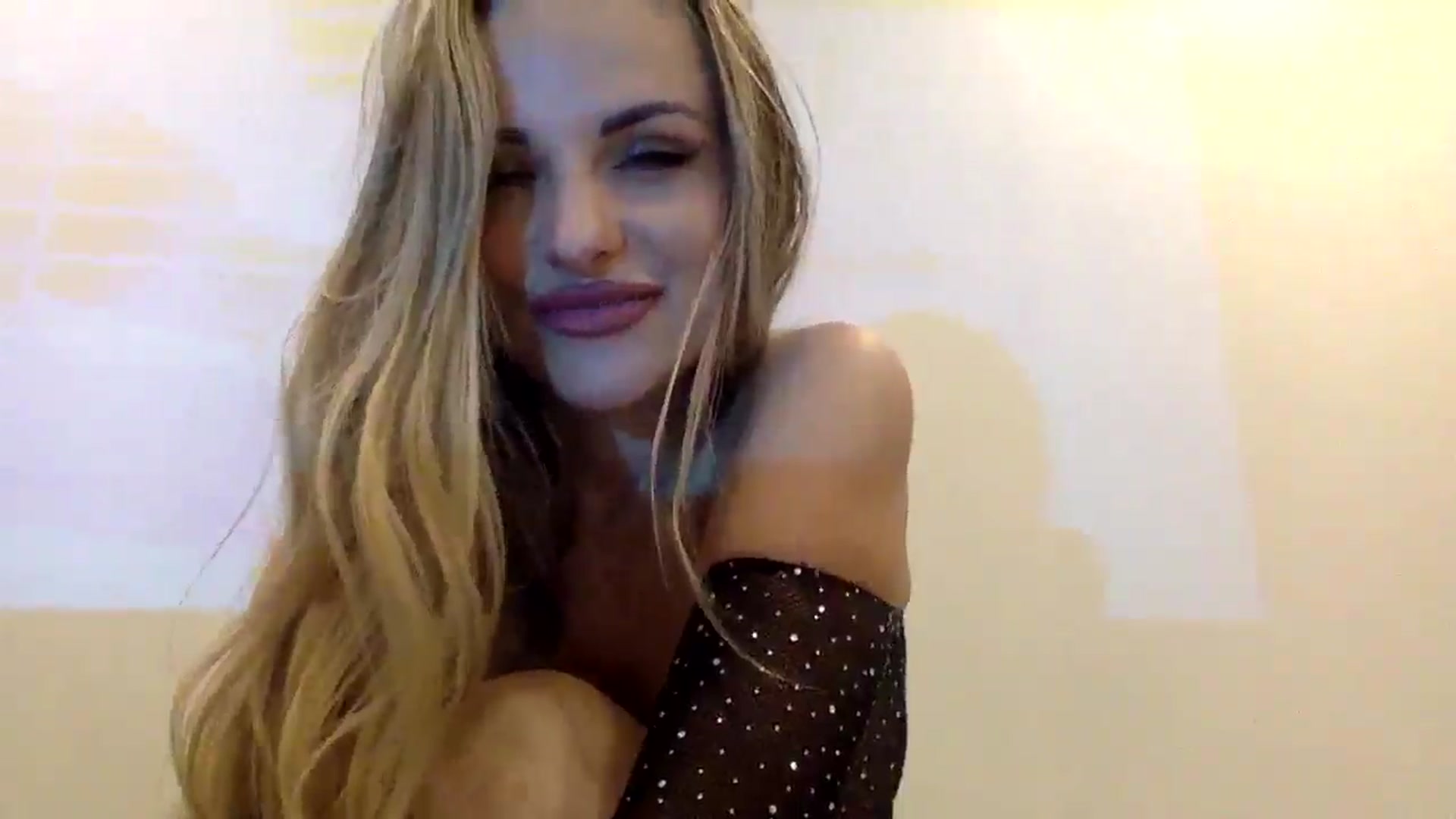 Gallery image thumbnail from Tina_Angel_'s myfreecams stream on, 02/10/2025, 21:39 image 2 of 20