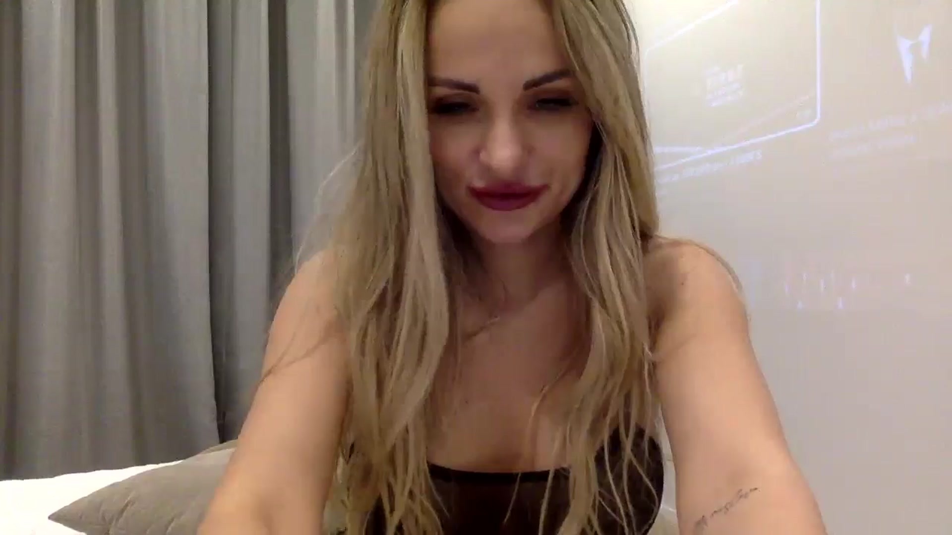 Gallery image thumbnail from Tina_Angel_'s myfreecams stream on, 02/13/2025, 20:07 image 2 of 20