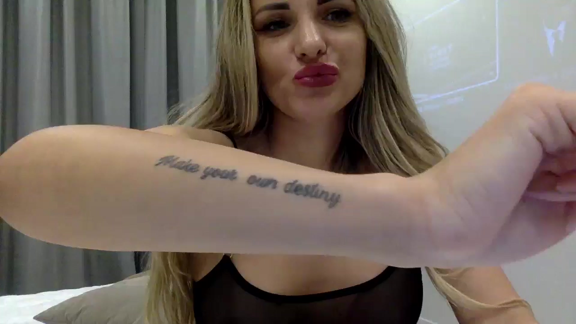 Gallery image thumbnail from Tina_Angel_'s myfreecams stream on, 02/13/2025, 20:07 image 15 of 20
