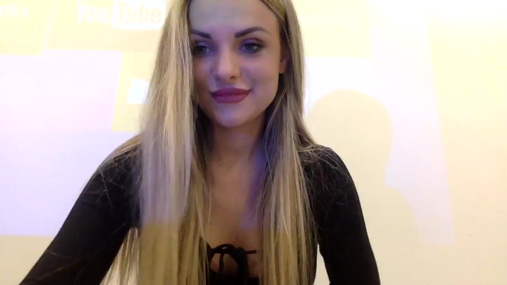 Gallery image thumbnail from Tina_Angel_'s myfreecams stream on, 02/25/2025, 21:51 image 1 of 20