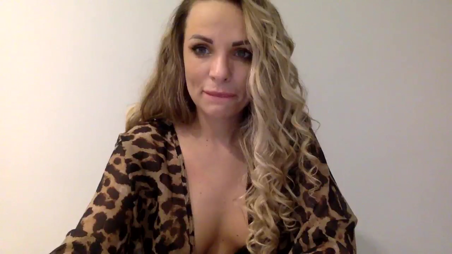 Gallery image thumbnail from Tina_Angel_'s myfreecams stream on, 02/26/2025, 23:39 image 3 of 20