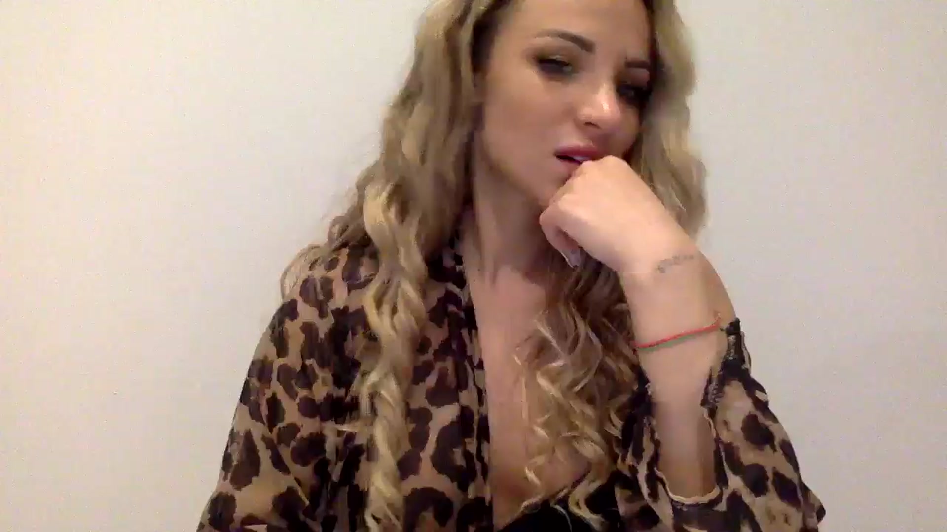 Gallery image thumbnail from Tina_Angel_'s myfreecams stream on, 02/26/2025, 23:39 image 16 of 20