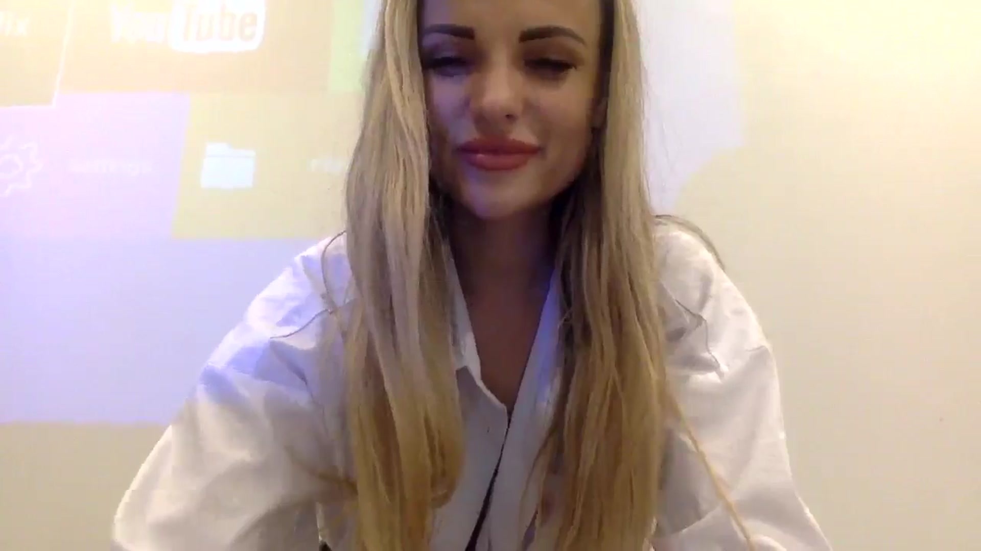 Gallery image thumbnail from Tina_Angel_'s myfreecams stream on, 03/12/2025, 22:23 image 20 of 20