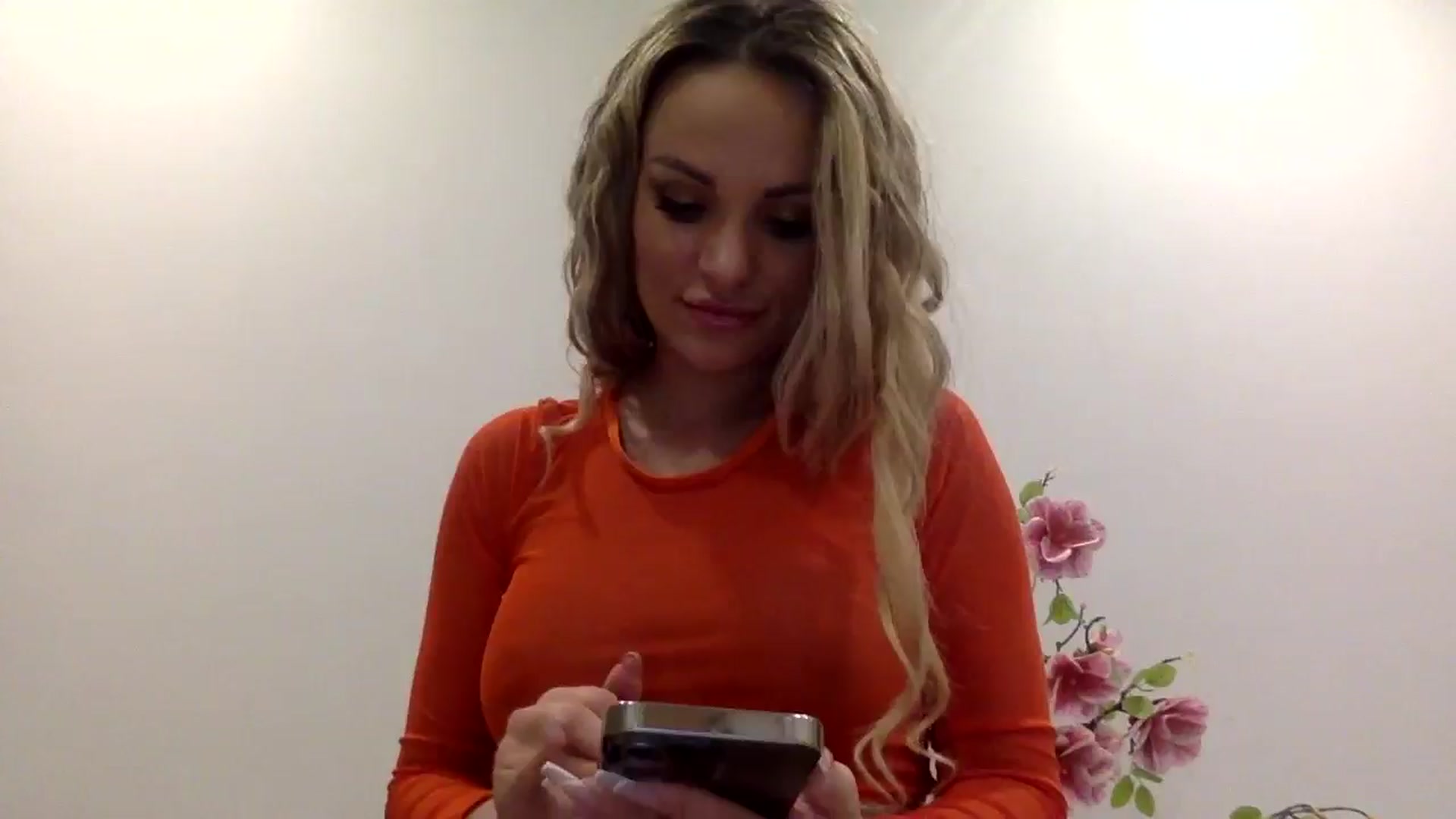 Gallery image thumbnail from Tina_Angel_'s myfreecams stream on, 03/14/2025, 21:31 image 17 of 20