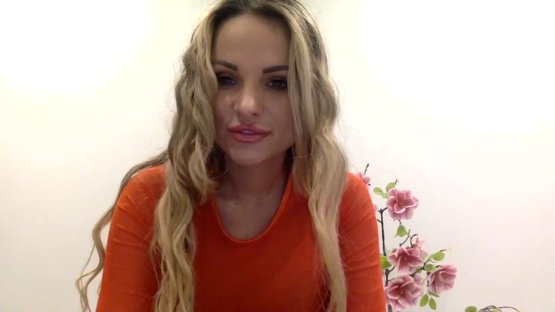 Gallery image thumbnail from Tina_Angel_'s myfreecams stream on, 03/14/2025, 21:31 image 4 of 20