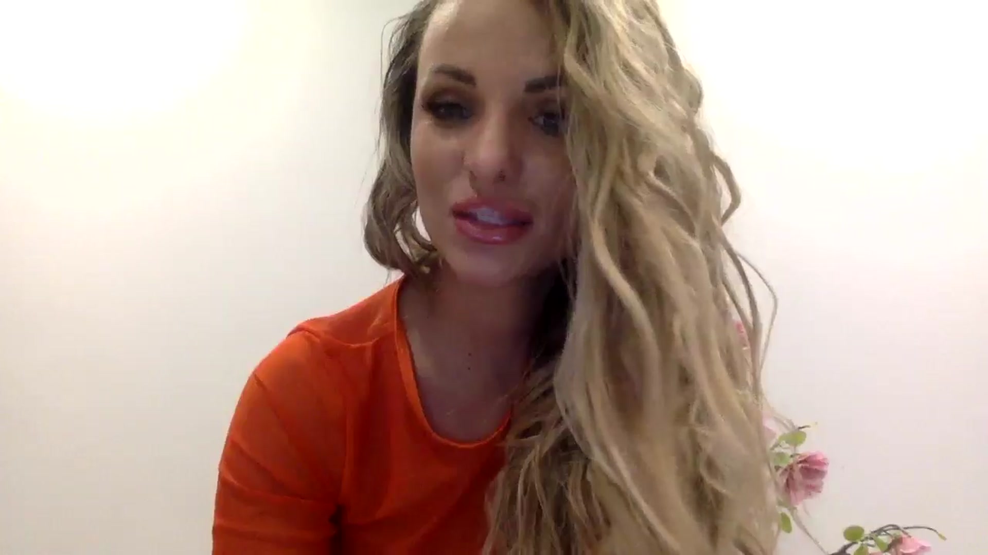 Gallery image thumbnail from Tina_Angel_'s myfreecams stream on, 03/14/2025, 21:31 image 14 of 20
