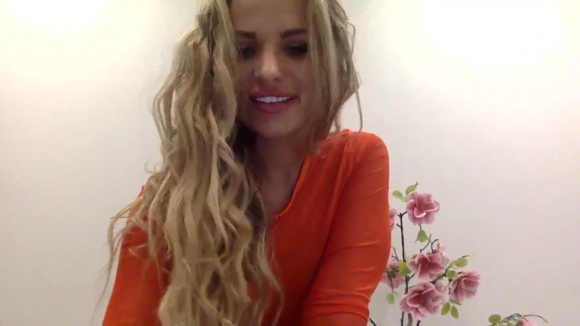 Gallery image thumbnail from Tina_Angel_'s myfreecams stream on, 03/14/2025, 21:31 image 2 of 20