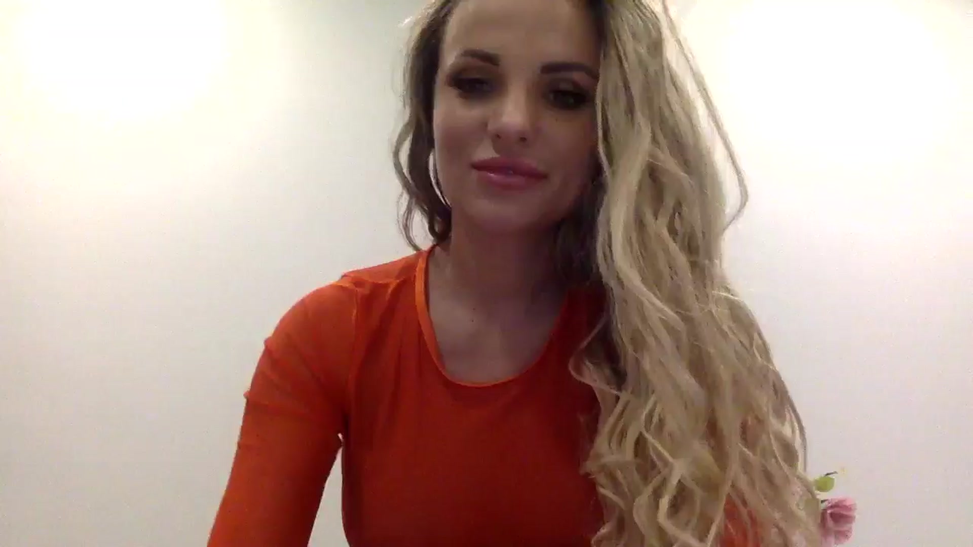 Gallery image thumbnail from Tina_Angel_'s myfreecams stream on, 03/15/2025, 24:00 image 3 of 20