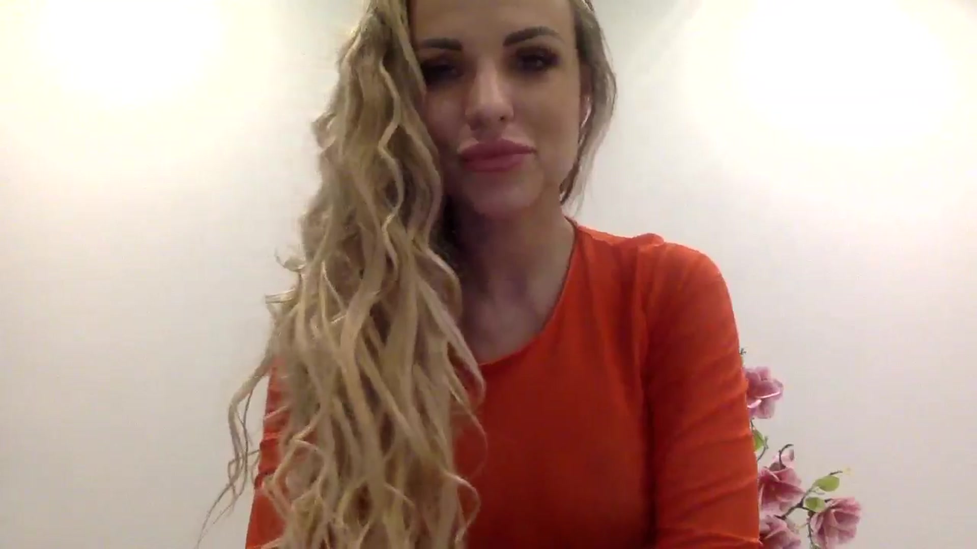 Gallery image thumbnail from Tina_Angel_'s myfreecams stream on, 03/15/2025, 24:00 image 6 of 20