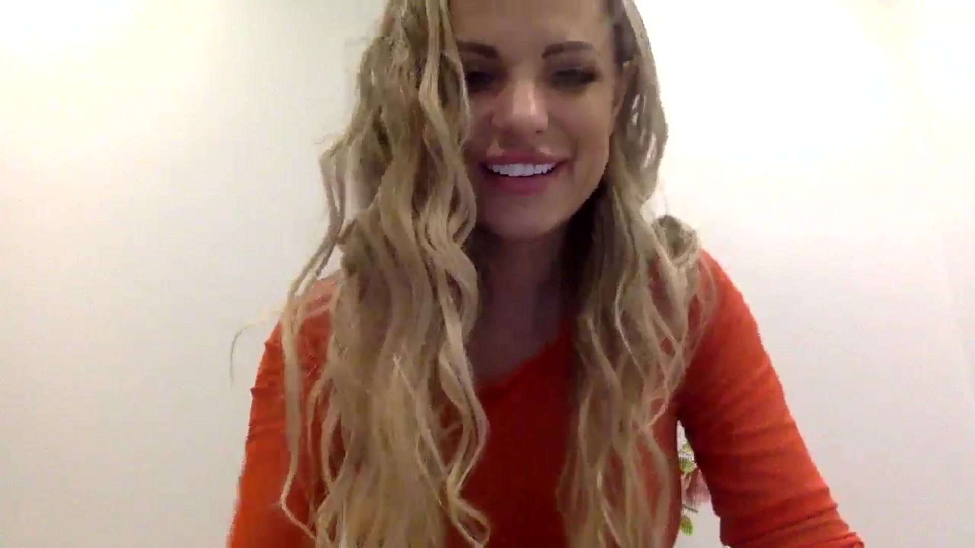 Gallery image thumbnail from Tina_Angel_'s myfreecams stream on, 03/15/2025, 24:33 image 16 of 20