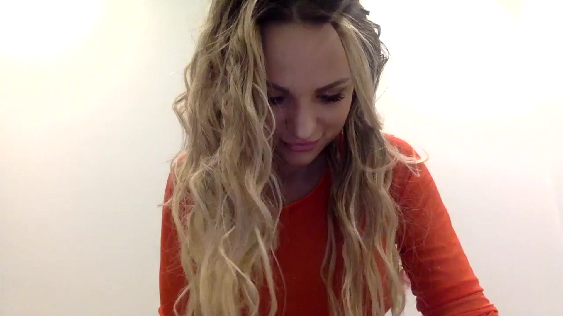 Gallery image thumbnail from Tina_Angel_'s myfreecams stream on, 03/15/2025, 24:33 image 14 of 20
