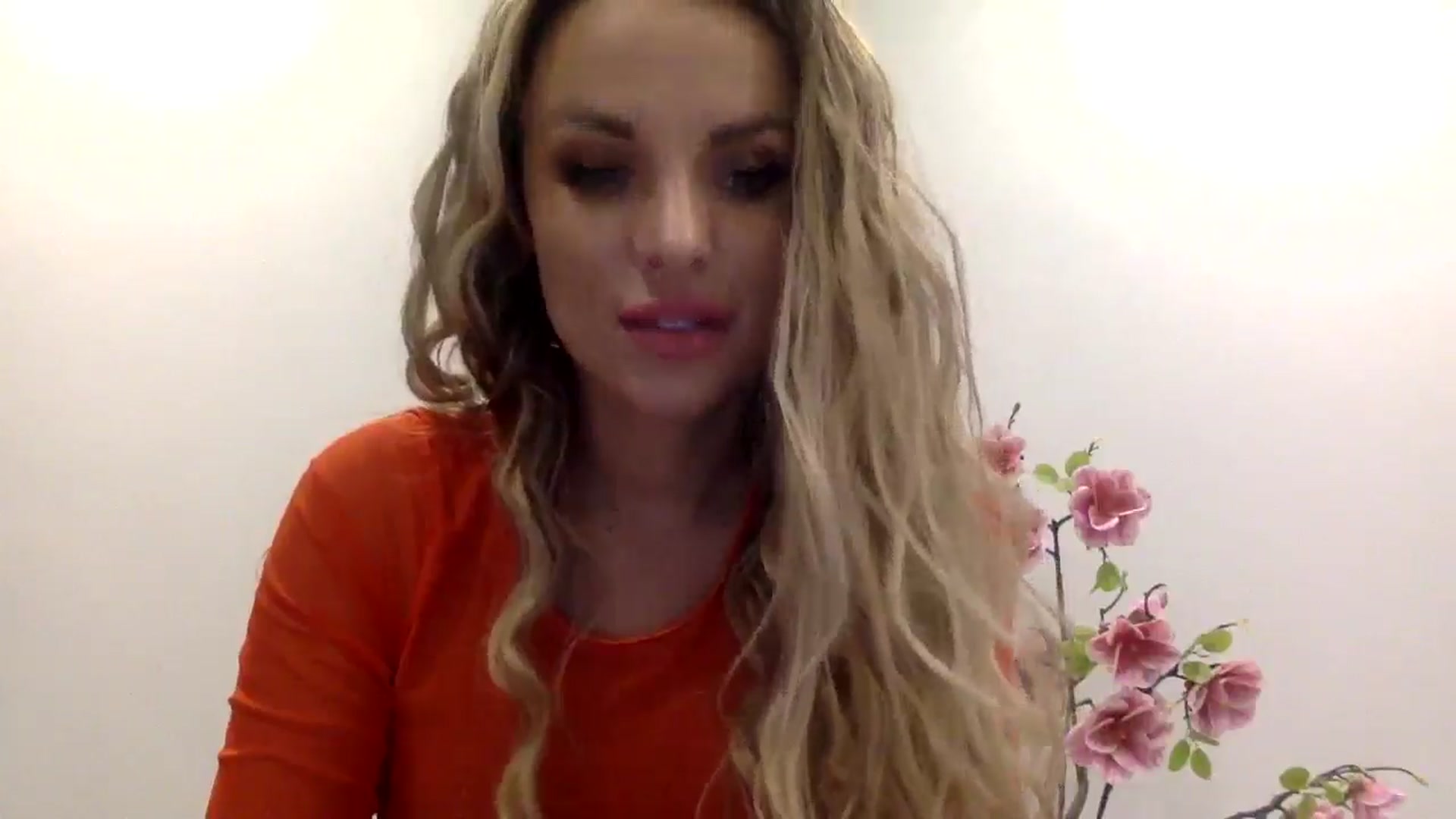 Gallery image thumbnail from Tina_Angel_'s myfreecams stream on, 03/15/2025, 24:33 image 2 of 20