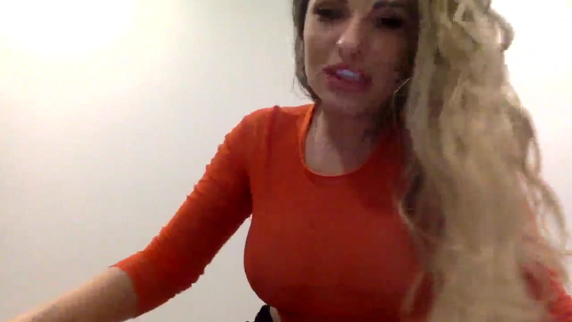 Gallery image thumbnail from Tina_Angel_'s myfreecams stream on, 03/15/2025, 24:33 image 12 of 20