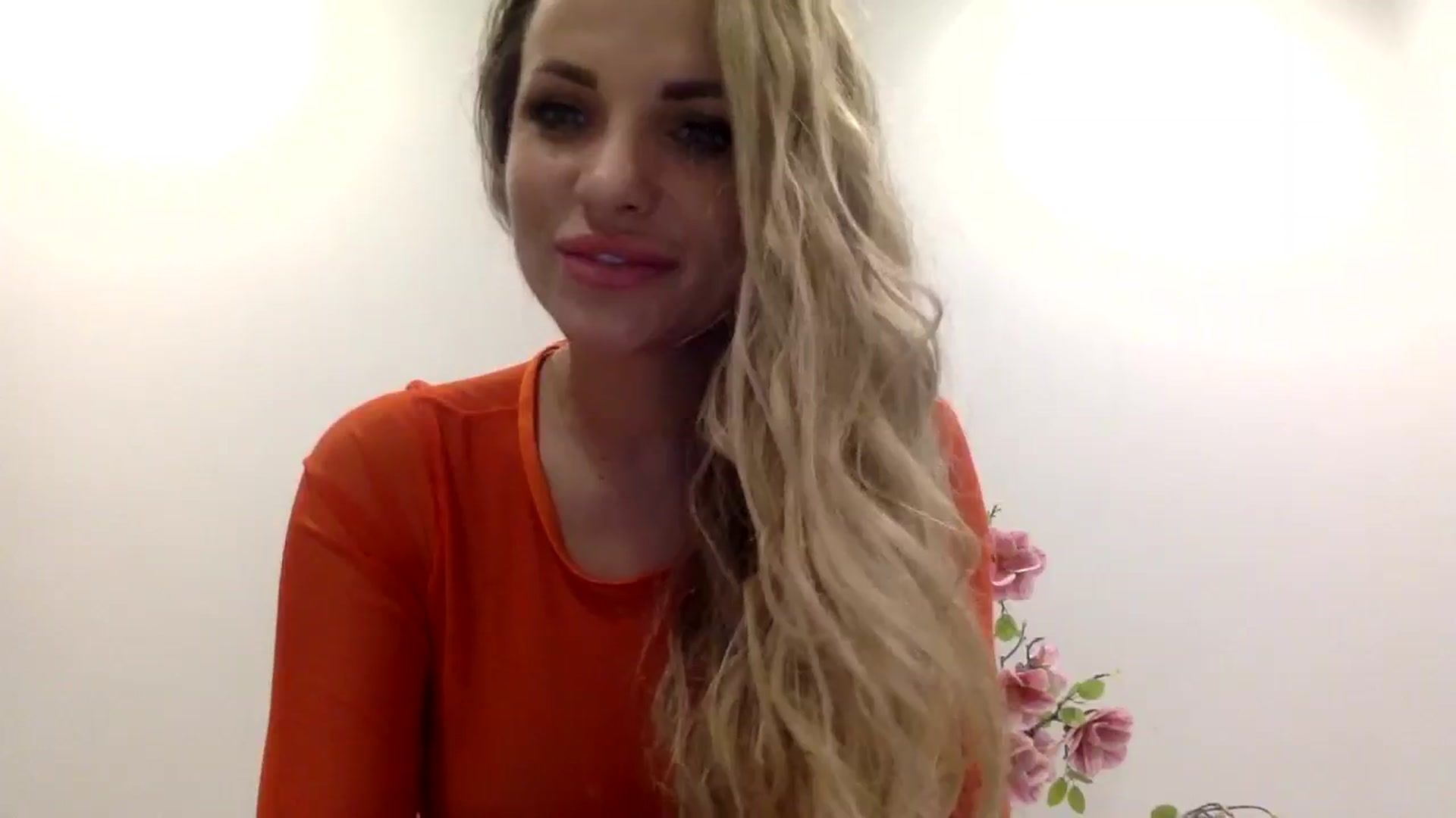 Gallery image thumbnail from Tina_Angel_'s myfreecams stream on, 03/15/2025, 01:17 image 17 of 20