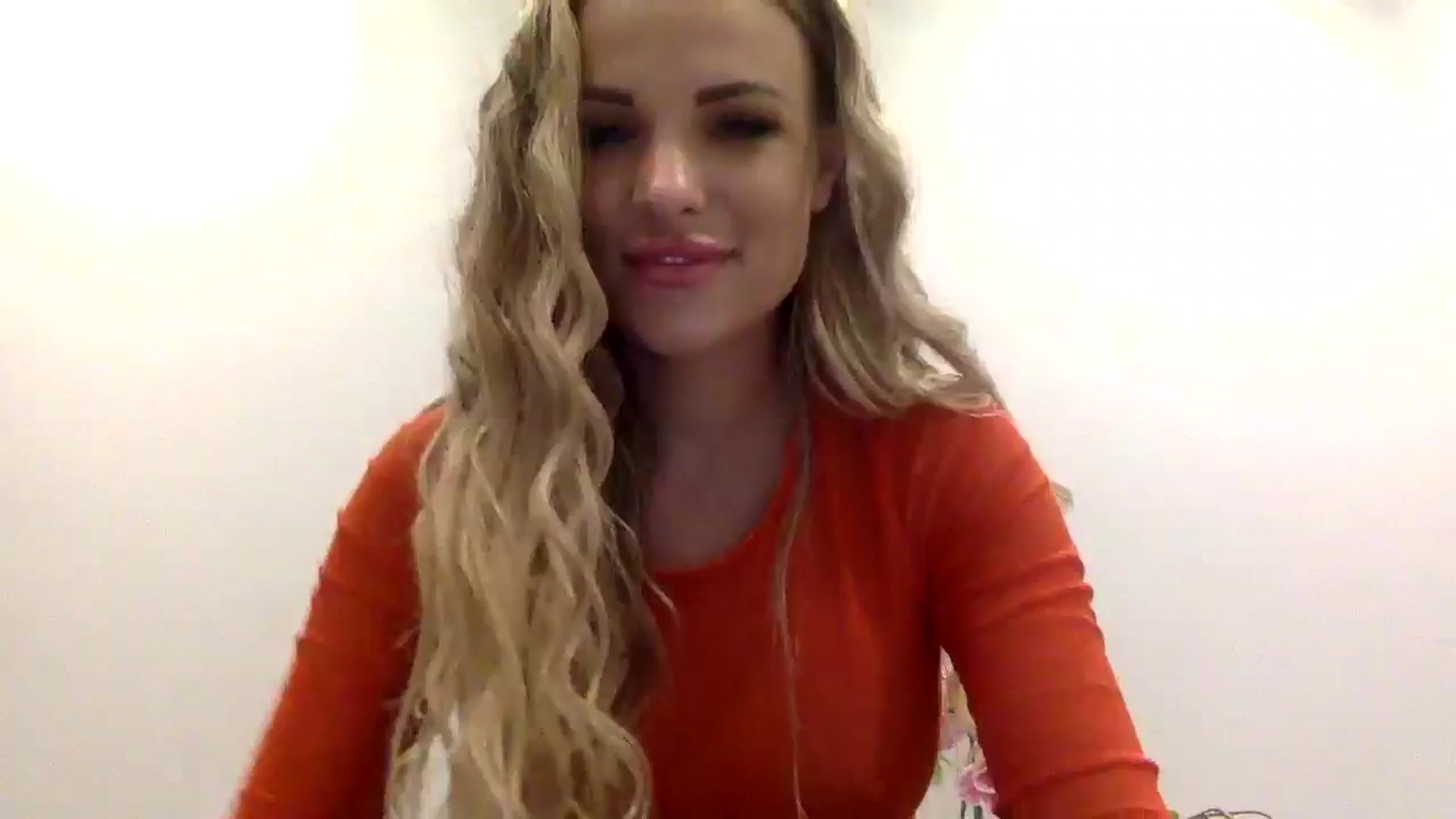 Gallery image thumbnail from Tina_Angel_'s myfreecams stream on, 03/15/2025, 01:17 image 4 of 20