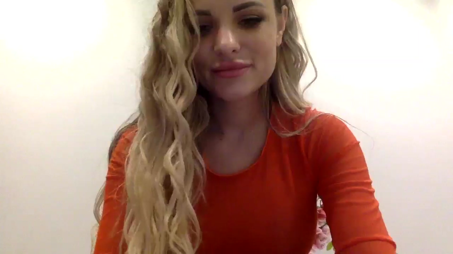 Gallery image thumbnail from Tina_Angel_'s myfreecams stream on, 03/15/2025, 01:17 image 2 of 20