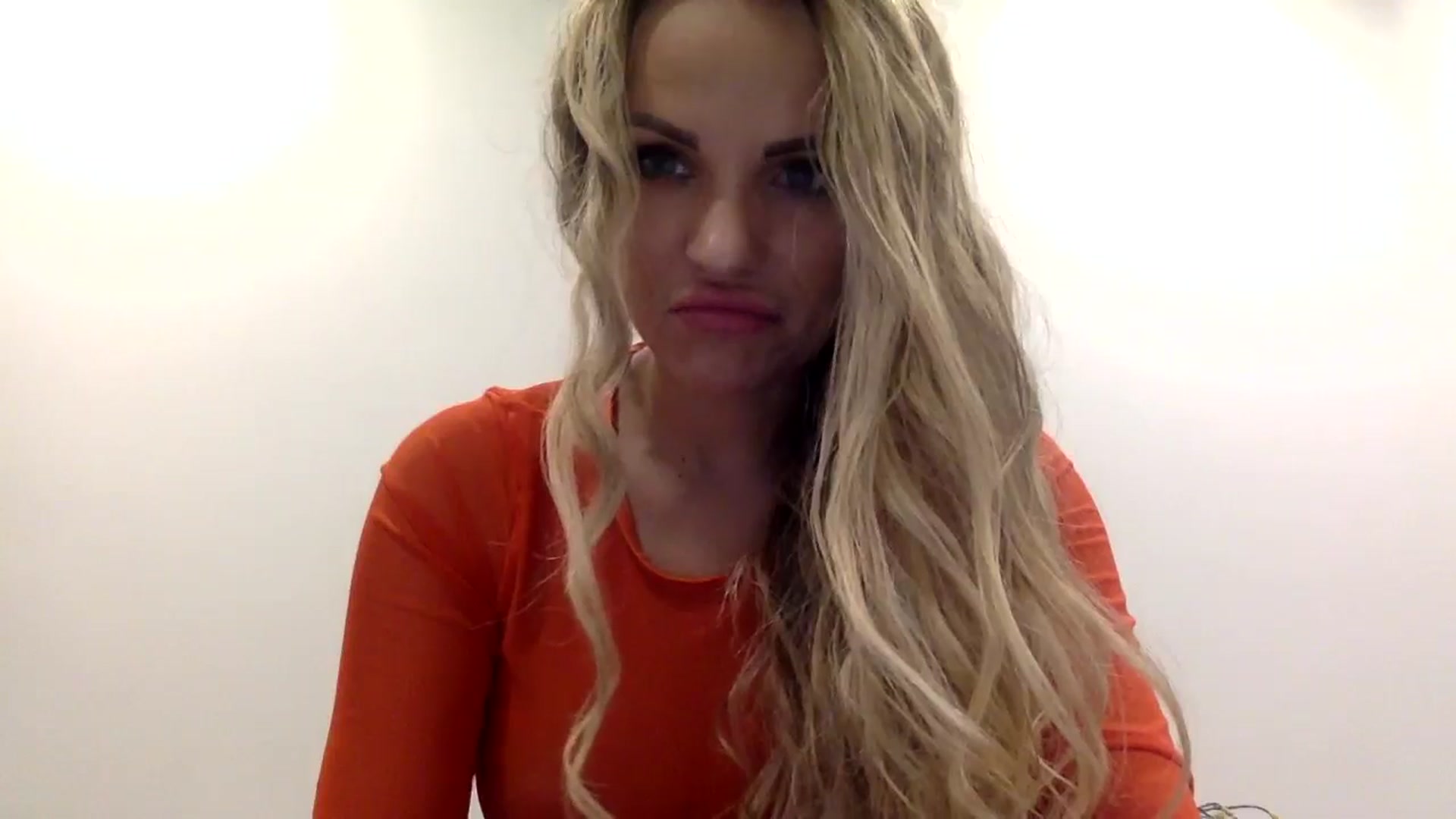 Gallery image thumbnail from Tina_Angel_'s myfreecams stream on, 03/15/2025, 01:17 image 19 of 20