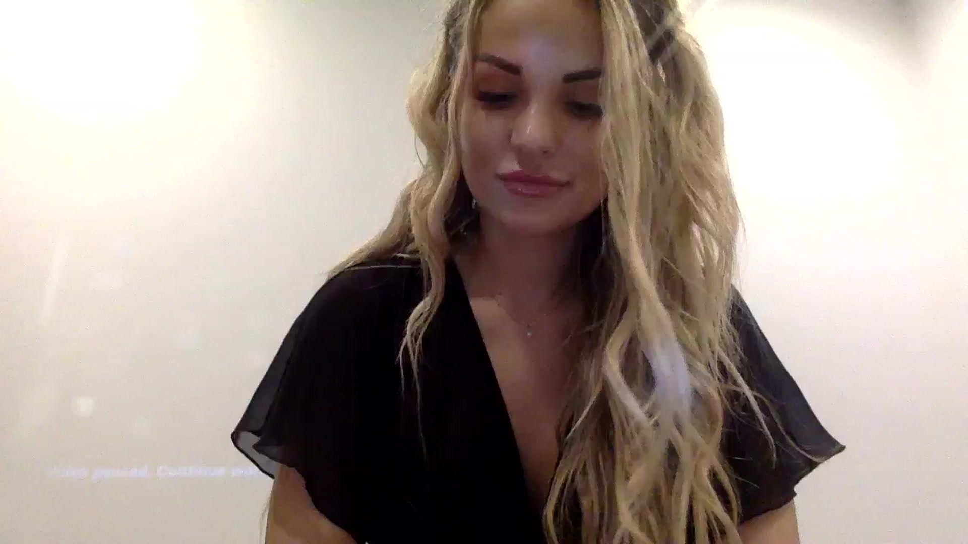 Gallery image thumbnail from Tina_Angel_'s myfreecams stream on, 03/15/2025, 22:21 image 12 of 20
