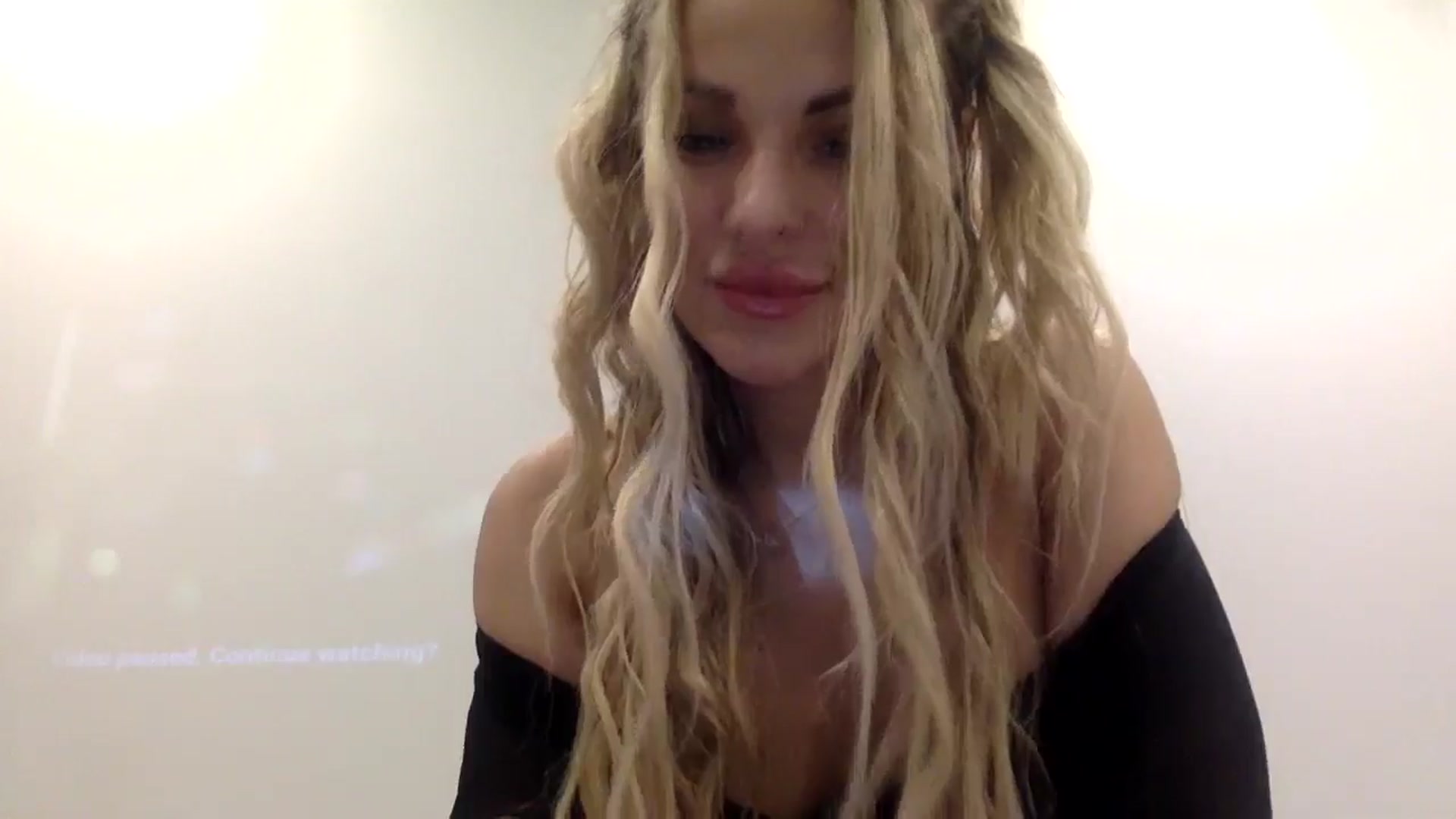 Gallery image thumbnail from Tina_Angel_'s myfreecams stream on, 03/15/2025, 23:21 image 15 of 20