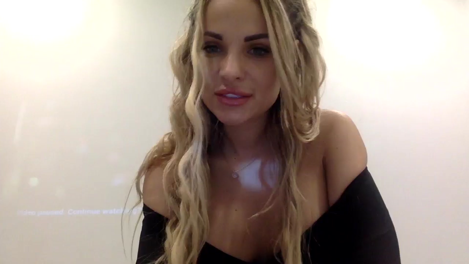 Gallery image thumbnail from Tina_Angel_'s myfreecams stream on, 03/15/2025, 23:21 image 14 of 20