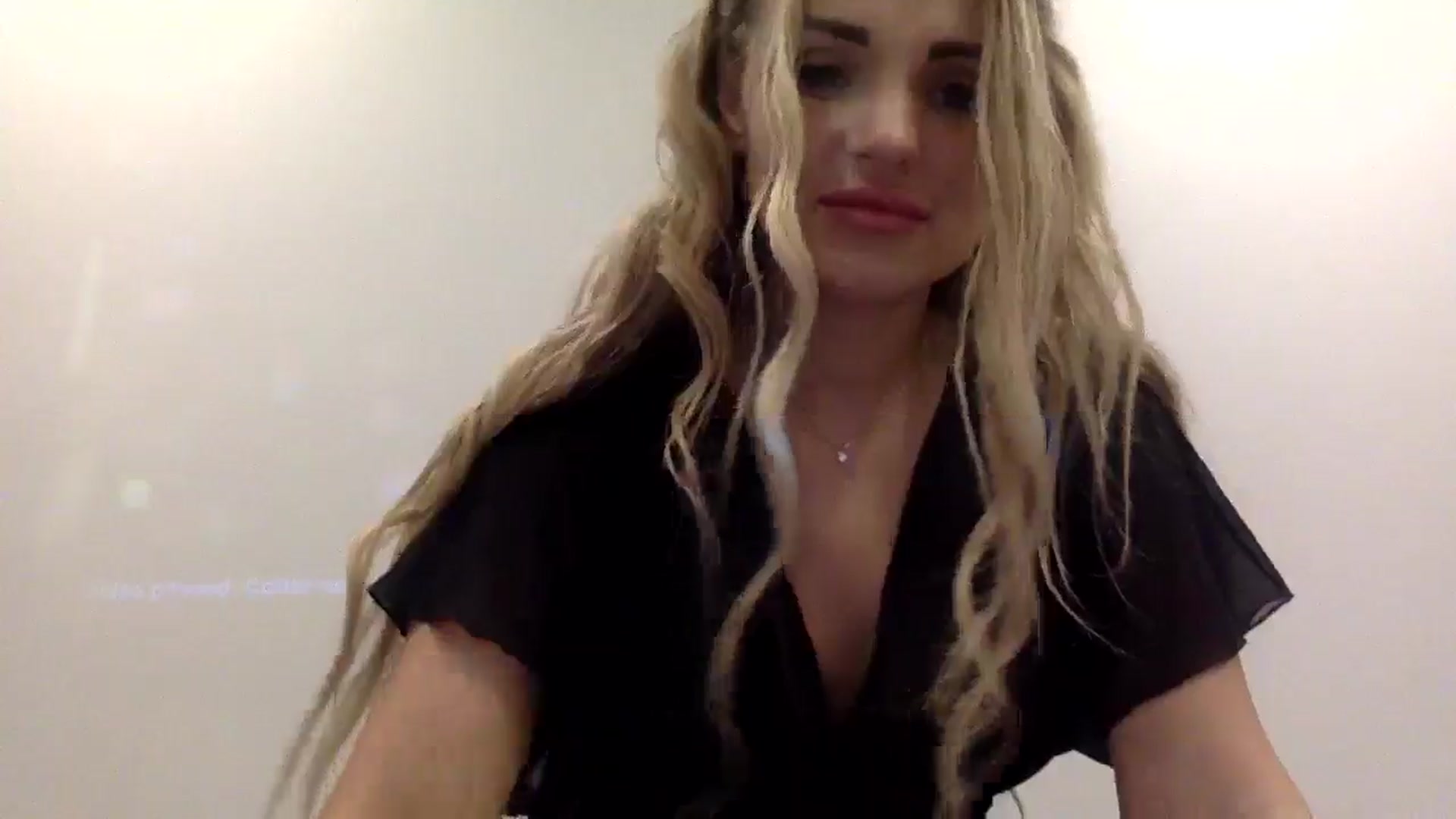 Gallery image thumbnail from Tina_Angel_'s myfreecams stream on, 03/16/2025, 24:00 image 6 of 20