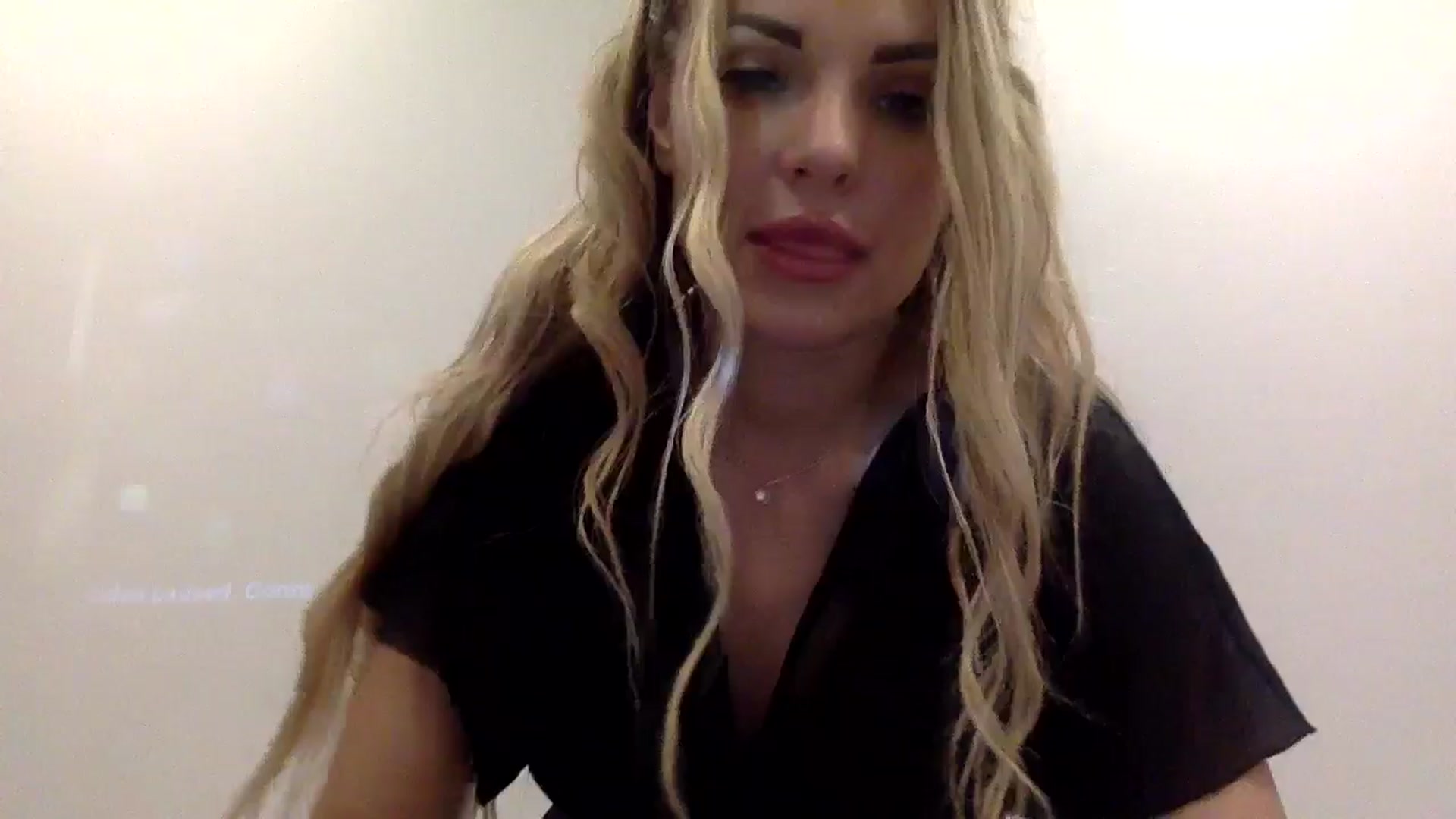 Gallery image thumbnail from Tina_Angel_'s myfreecams stream on, 03/16/2025, 24:00 image 5 of 20