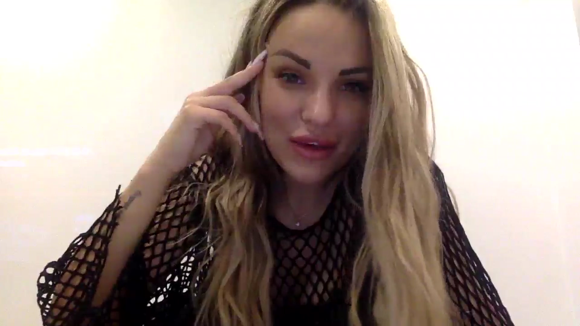 Gallery image thumbnail from Tina_Angel_'s myfreecams stream on, 03/16/2025, 22:52 image 16 of 20