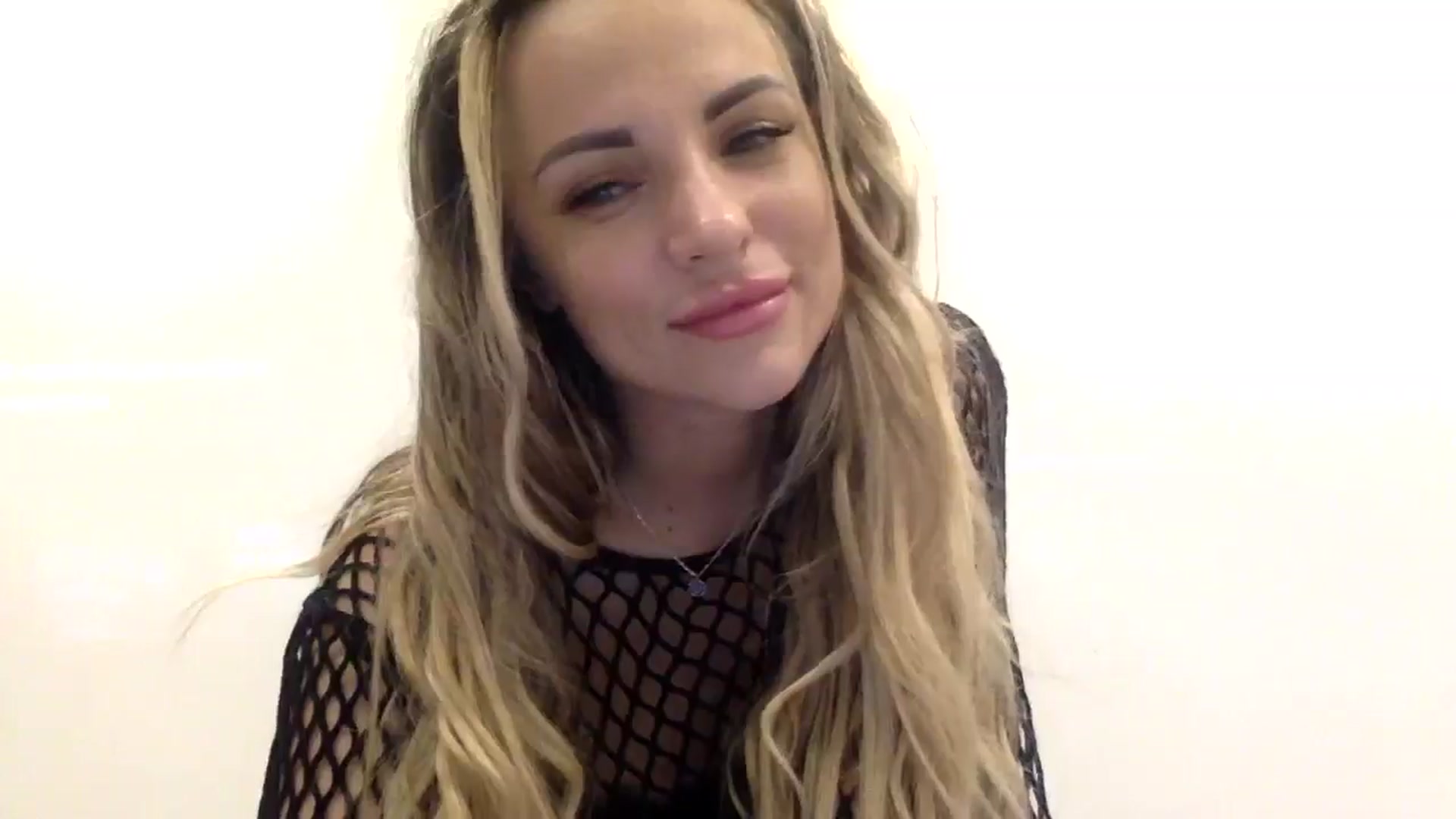 Gallery image thumbnail from Tina_Angel_'s myfreecams stream on, 03/16/2025, 23:51 image 15 of 20