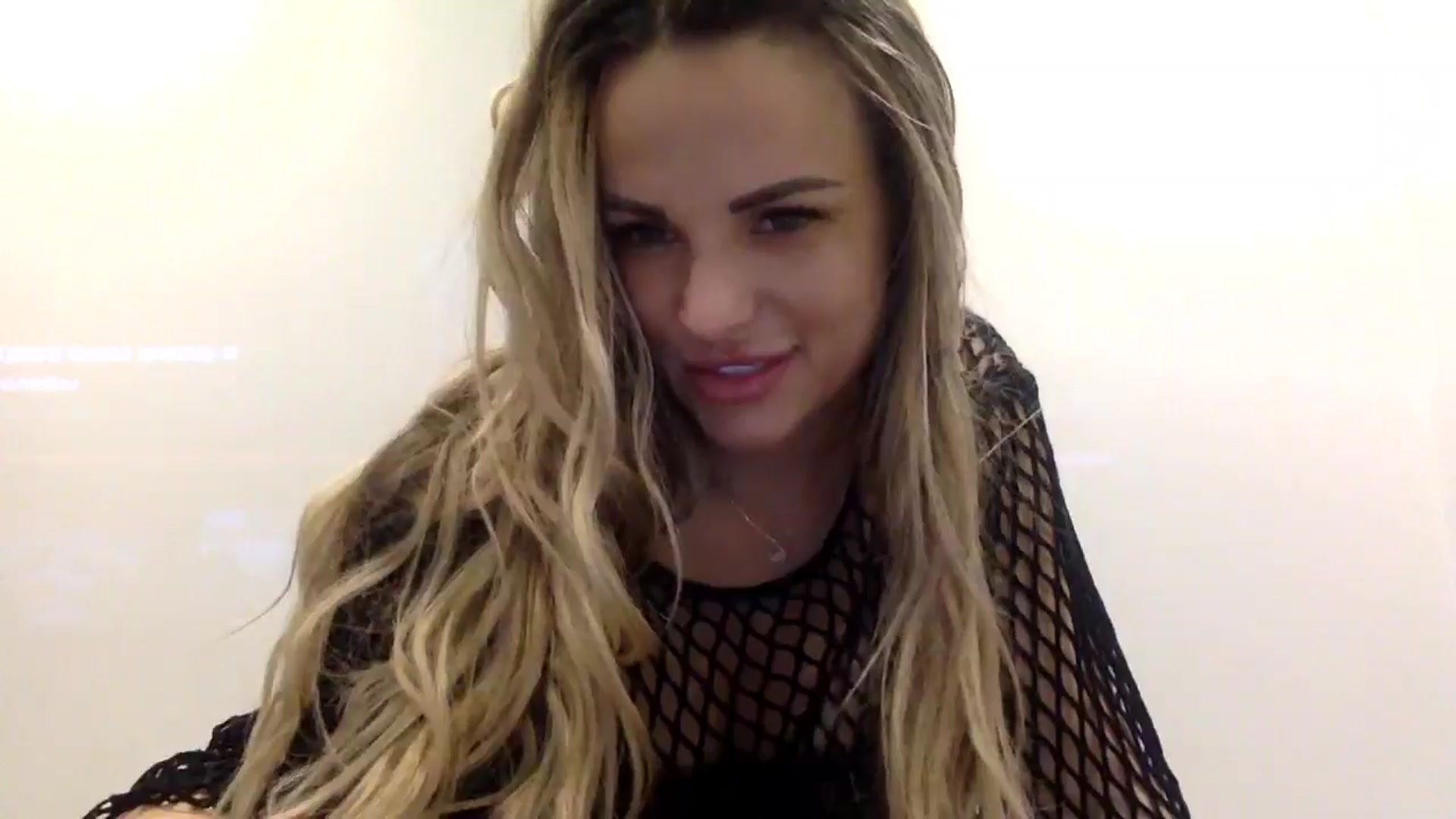 Gallery image thumbnail from Tina_Angel_'s myfreecams stream on, 03/16/2025, 23:51 image 7 of 20