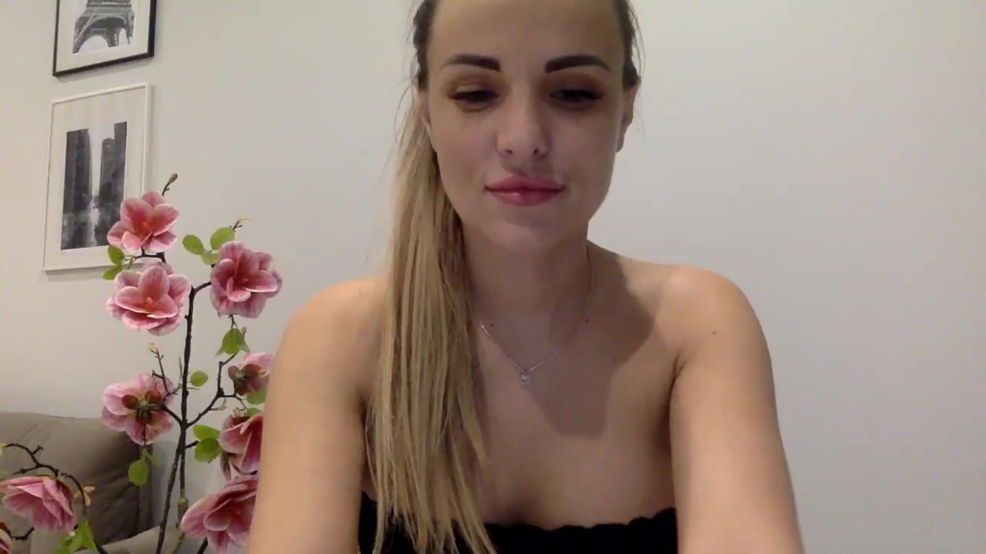 Gallery image thumbnail from Tina_Angel_'s myfreecams stream on, 03/21/2025, 22:27 image 2 of 20