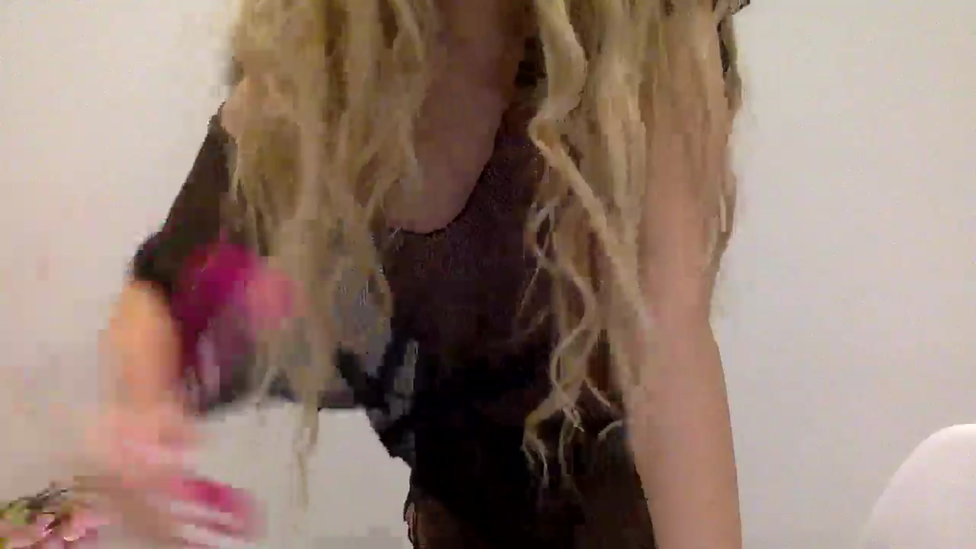 Gallery image thumbnail from Tina_Angel_'s myfreecams stream on, 03/22/2025, 23:08 image 13 of 20