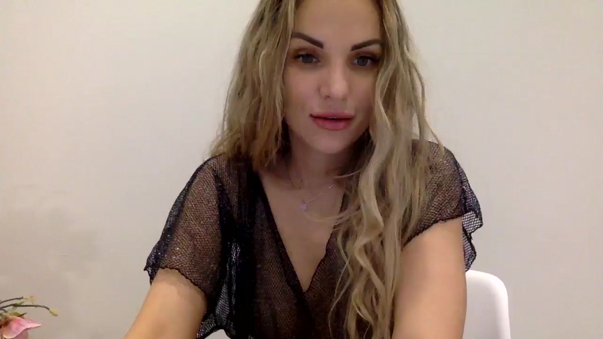 Gallery image thumbnail from Tina_Angel_'s myfreecams stream on, 03/22/2025, 23:08 image 15 of 20