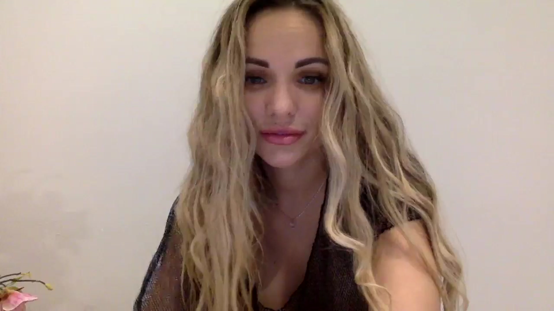 Gallery image thumbnail from Tina_Angel_'s myfreecams stream on, 03/22/2025, 23:24 image 4 of 20