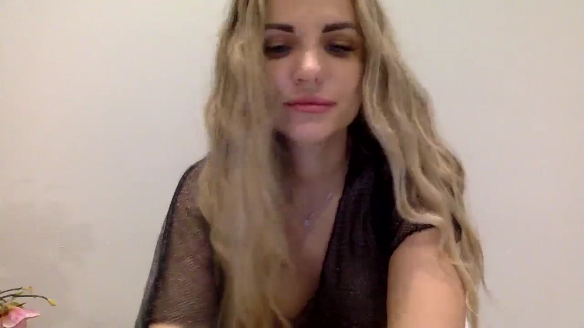 Gallery image thumbnail from Tina_Angel_'s myfreecams stream on, 03/22/2025, 23:24 image 3 of 20