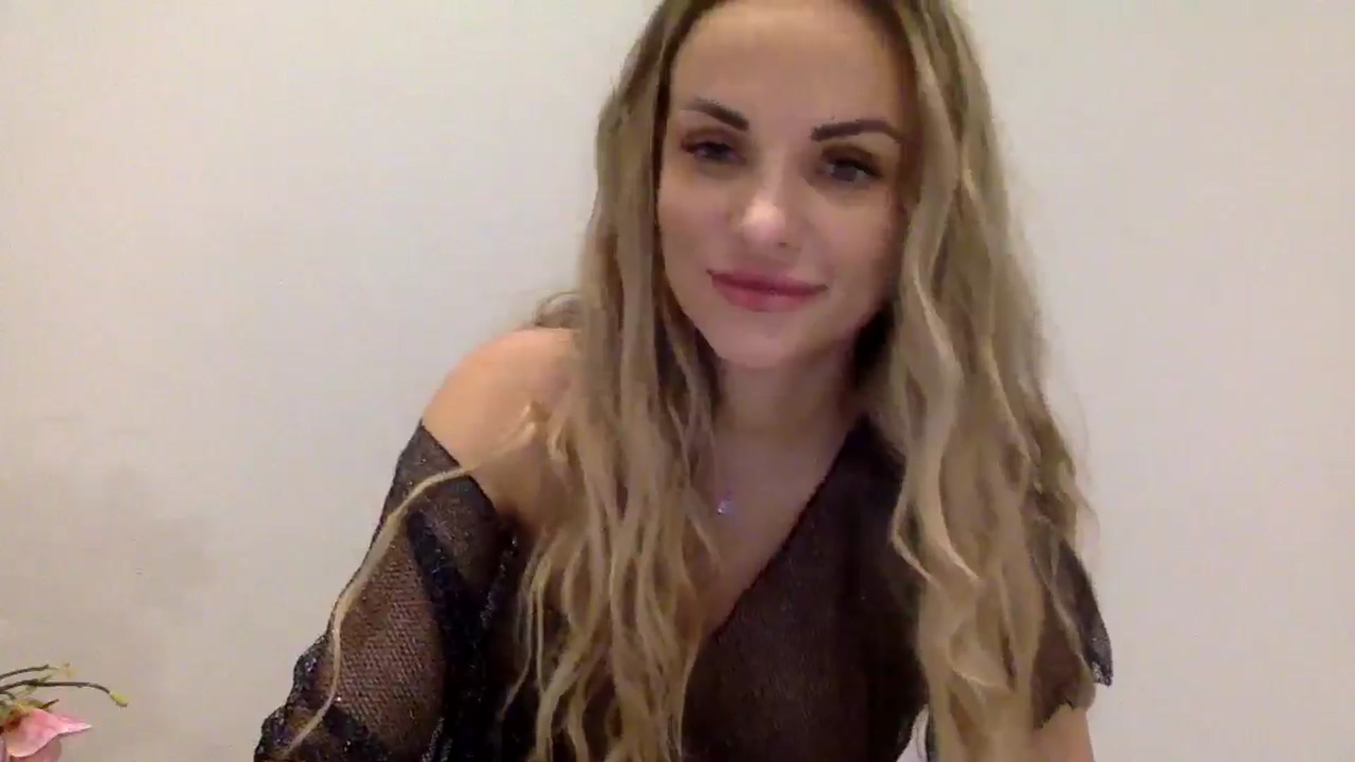Gallery image thumbnail from Tina_Angel_'s myfreecams stream on, 03/22/2025, 23:24 image 19 of 20