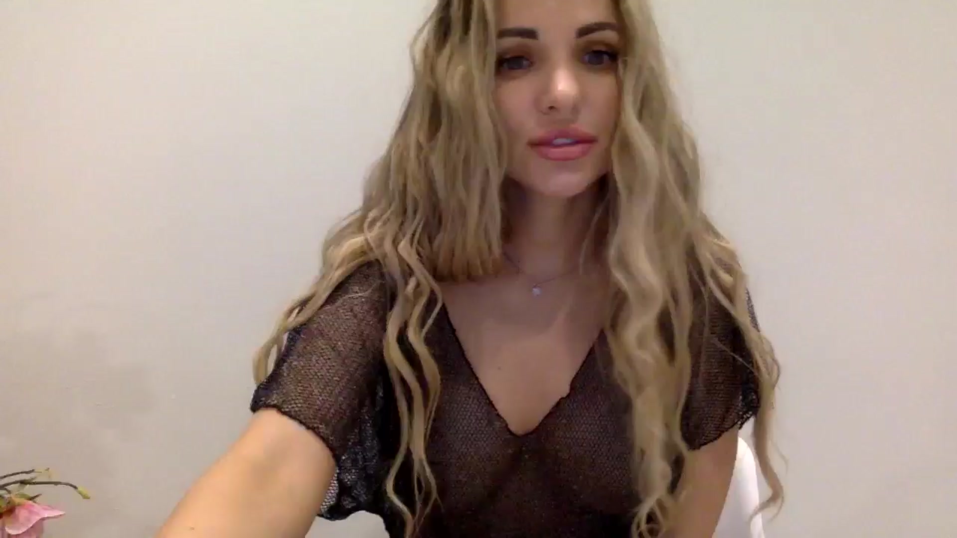 Gallery image thumbnail from Tina_Angel_'s myfreecams stream on, 03/22/2025, 23:24 image 8 of 20