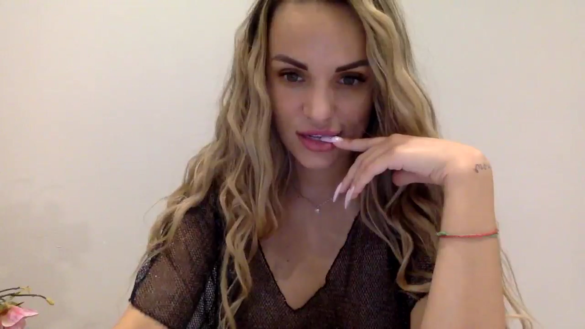 Gallery image thumbnail from Tina_Angel_'s myfreecams stream on, 03/22/2025, 23:58 image 7 of 20