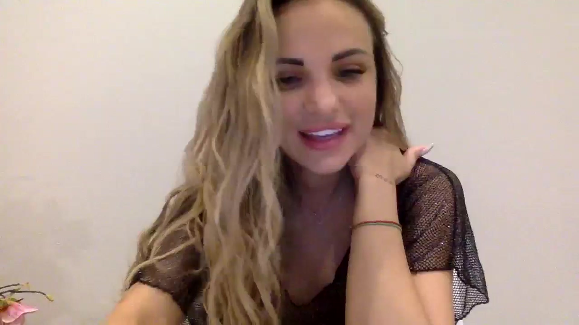 Gallery image thumbnail from Tina_Angel_'s myfreecams stream on, 03/22/2025, 23:58 image 10 of 20