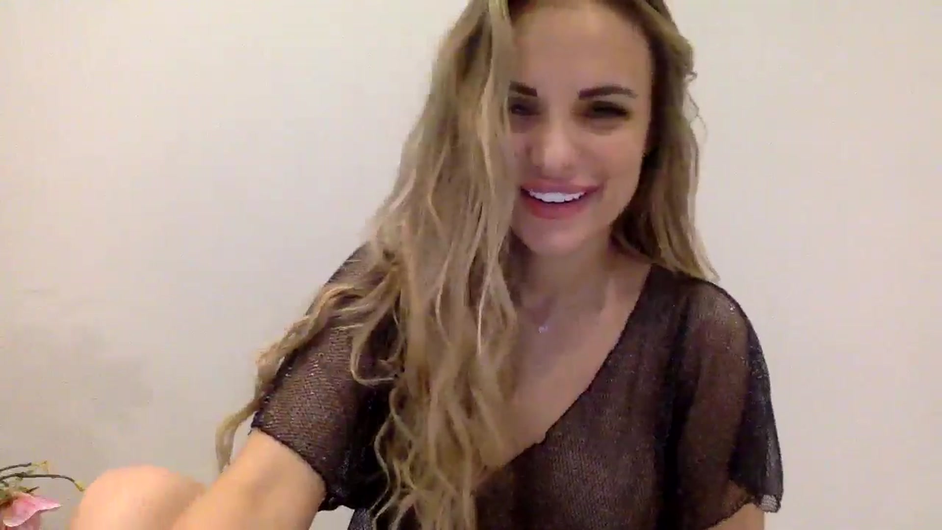 Gallery image thumbnail from Tina_Angel_'s myfreecams stream on, 03/22/2025, 23:58 image 11 of 20