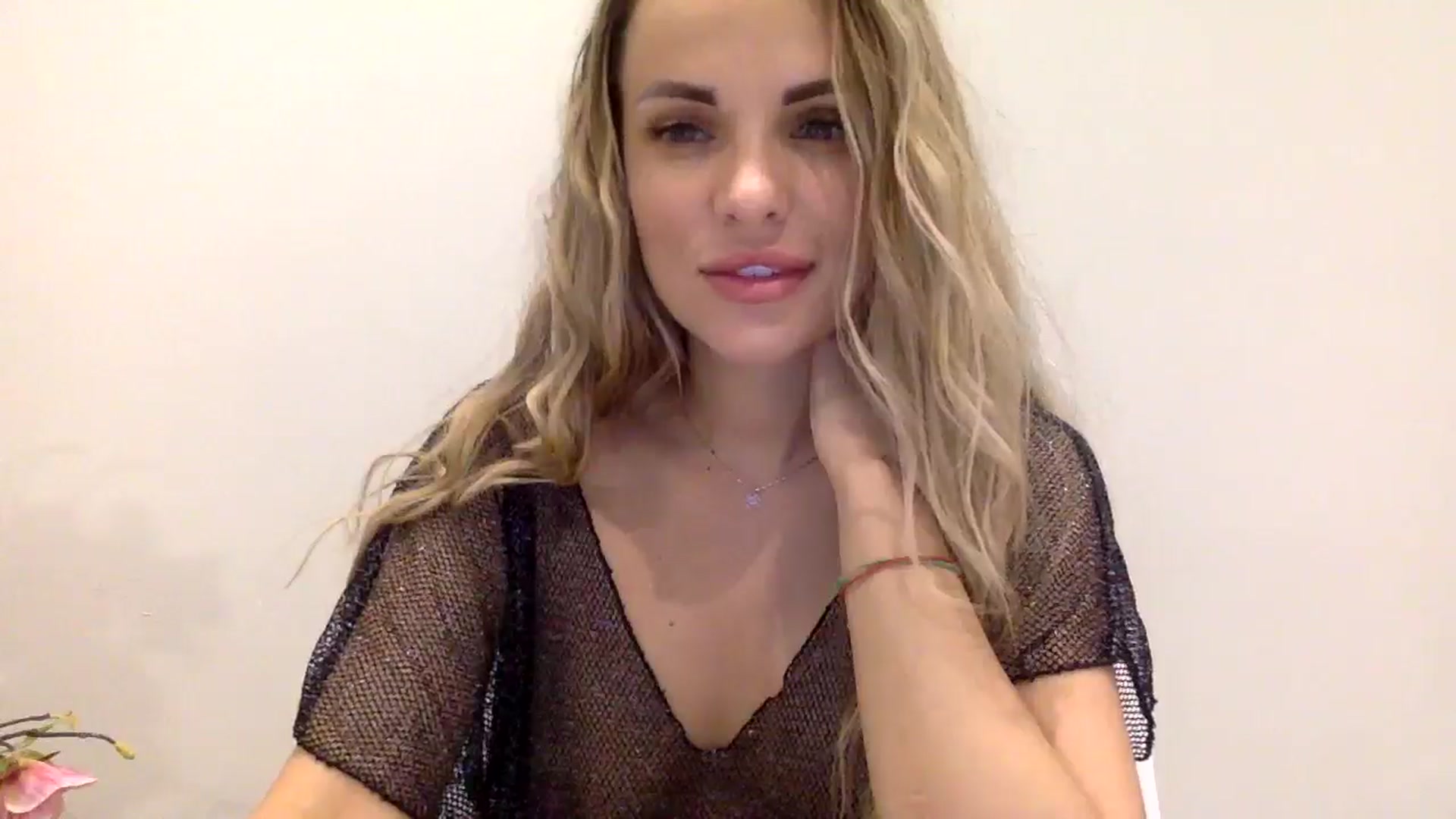Gallery image thumbnail from Tina_Angel_'s myfreecams stream on, 03/22/2025, 23:58 image 3 of 20