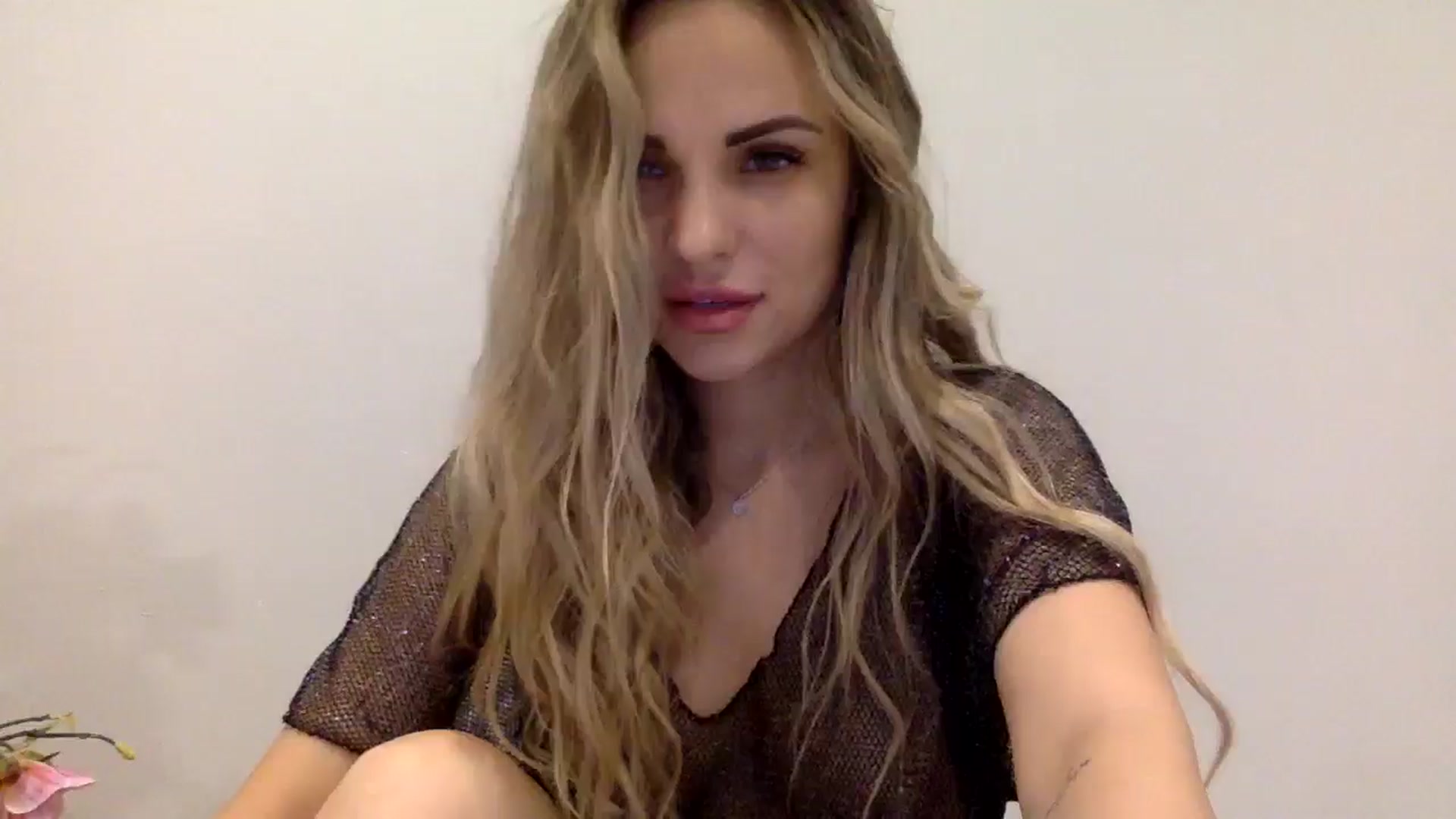 Gallery image thumbnail from Tina_Angel_'s myfreecams stream on, 03/22/2025, 23:58 image 18 of 20