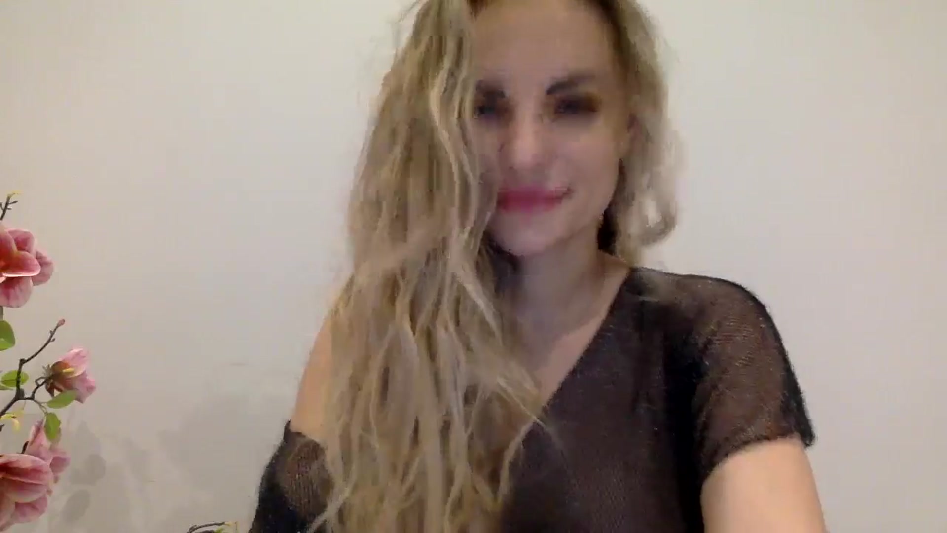 Gallery image thumbnail from Tina_Angel_'s myfreecams stream on, 03/23/2025, 01:28 image 4 of 20