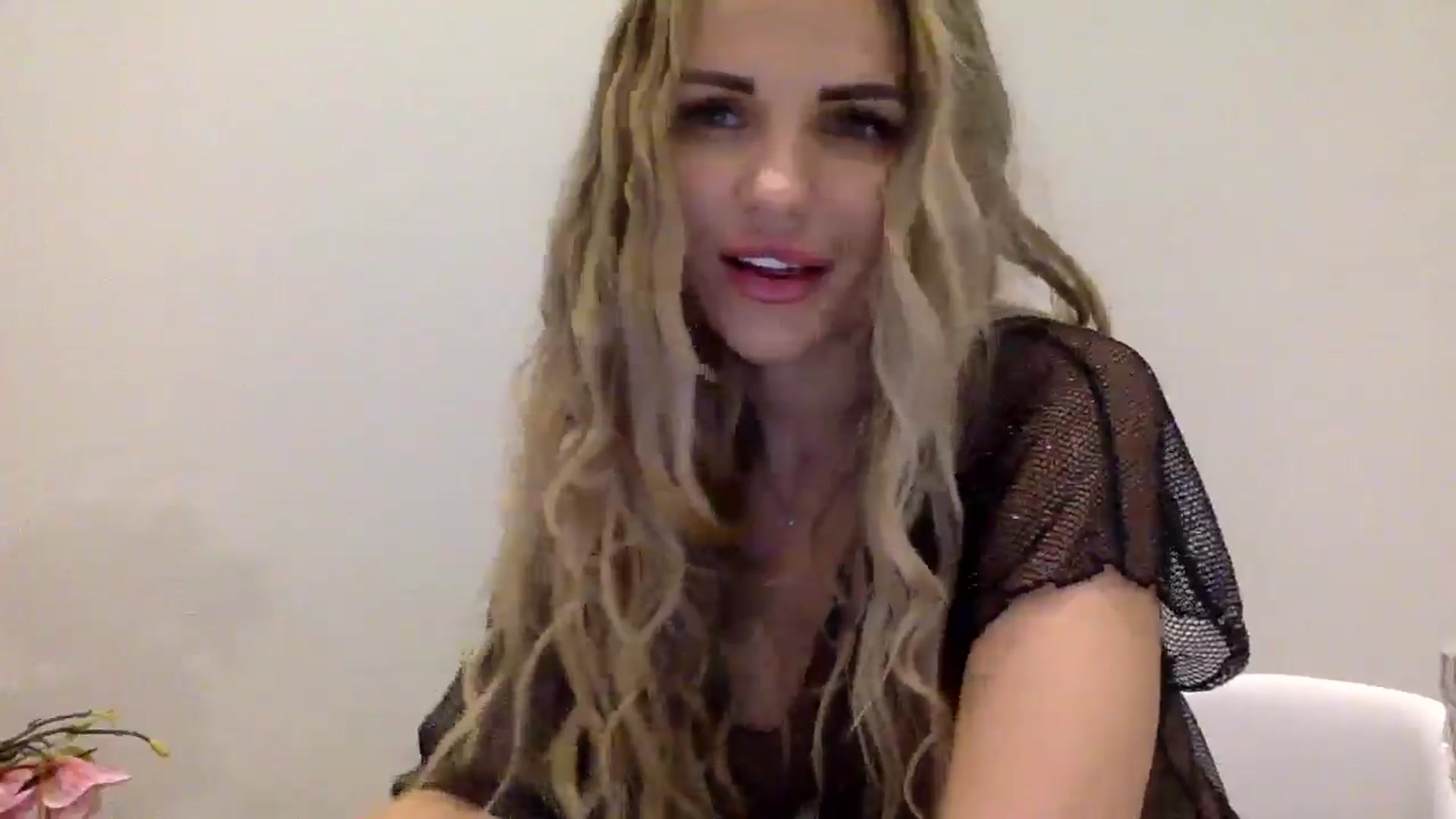 Gallery image thumbnail from Tina_Angel_'s myfreecams stream on, 03/23/2025, 02:03 image 20 of 20