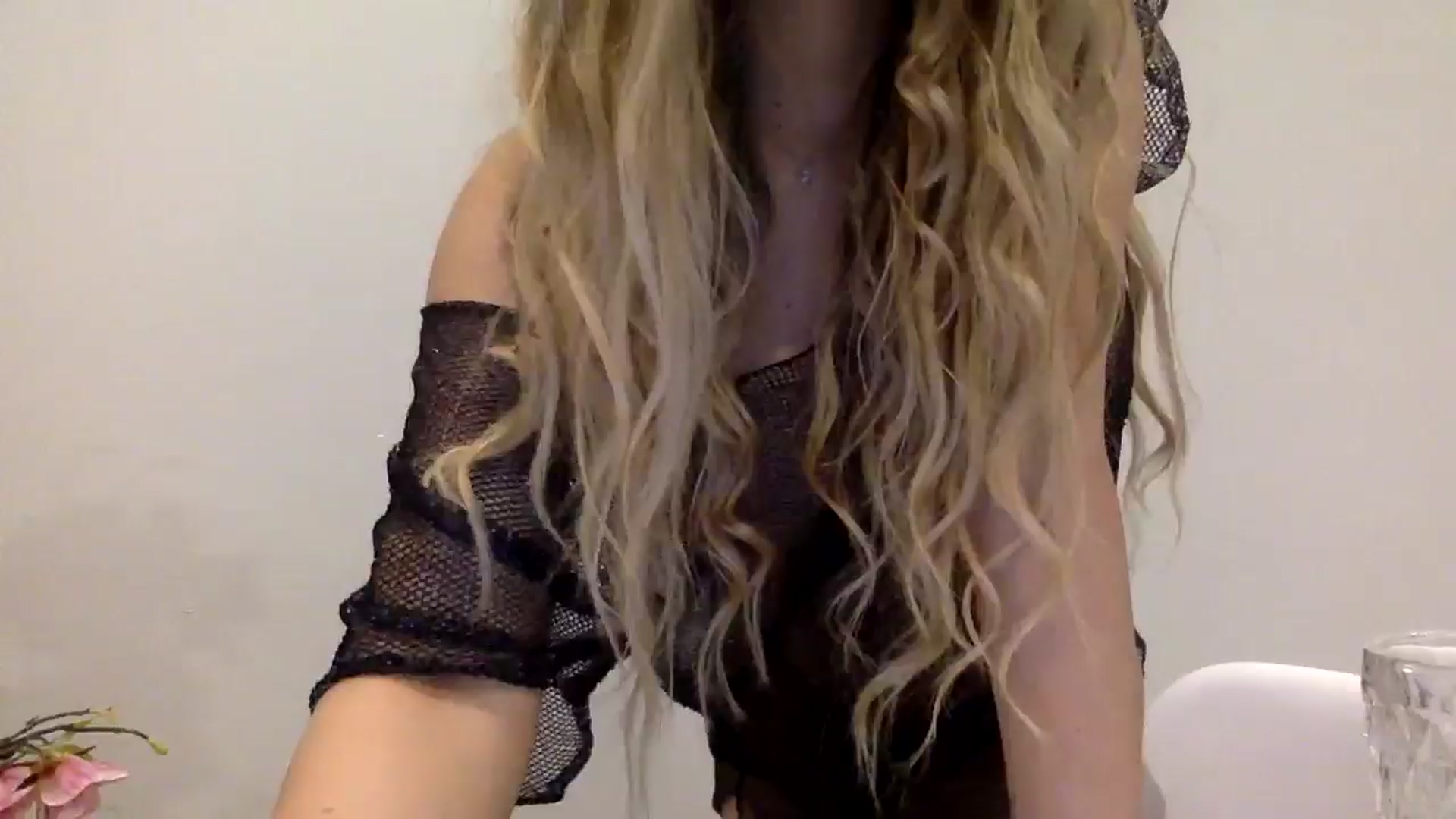 Gallery image thumbnail from Tina_Angel_'s myfreecams stream on, 03/23/2025, 02:03 image 12 of 20