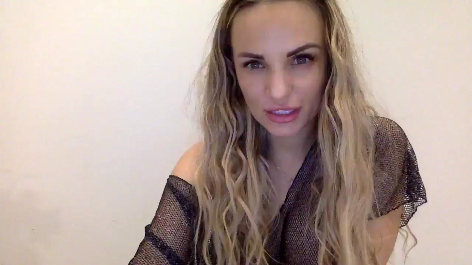 Gallery image thumbnail from Tina_Angel_'s myfreecams stream on, 03/23/2025, 02:28 image 18 of 20