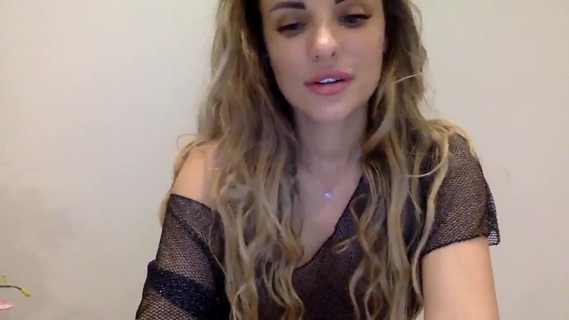 Gallery image thumbnail from Tina_Angel_'s myfreecams stream on, 03/23/2025, 02:28 image 5 of 20