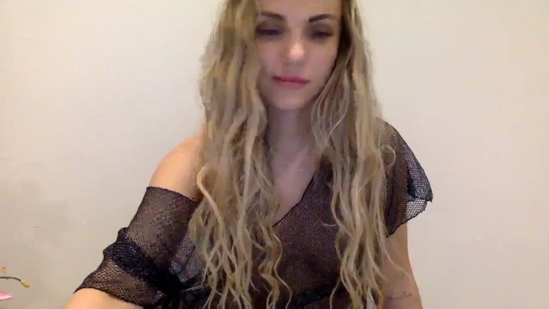 Gallery image thumbnail from Tina_Angel_'s myfreecams stream on, 03/23/2025, 02:28 image 10 of 20